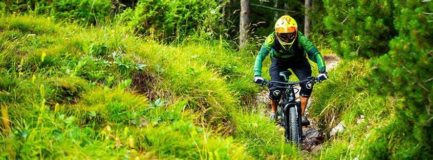 CELOODPRUŽENÁ MTB 